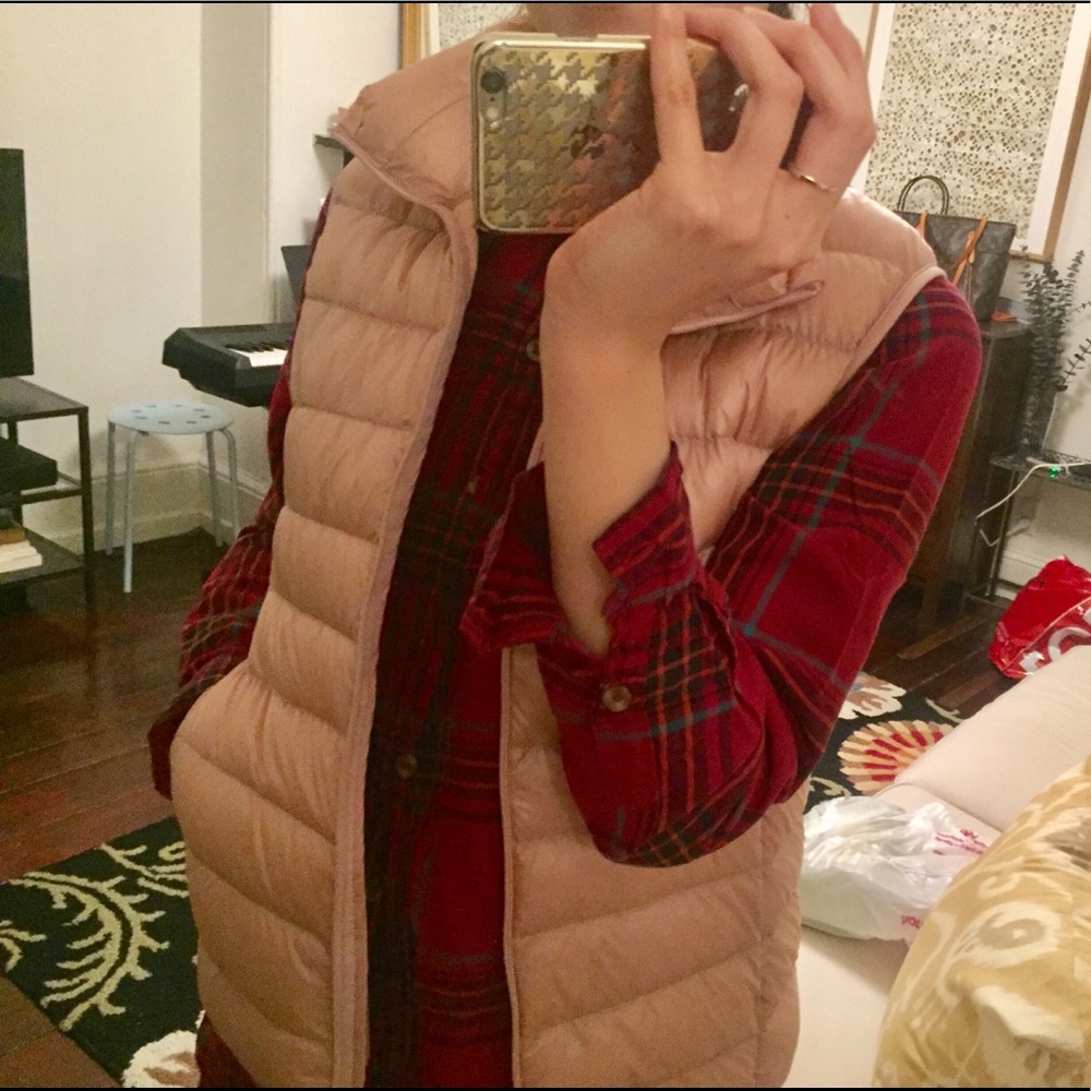 Uniqlo | Duck down pink vest